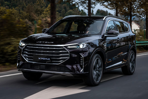 سيارات جيتور X70 بلس 2025: (أسعار + مواصفات)