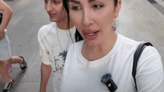 فيديو ميرا النوري مع ابن صديقتها