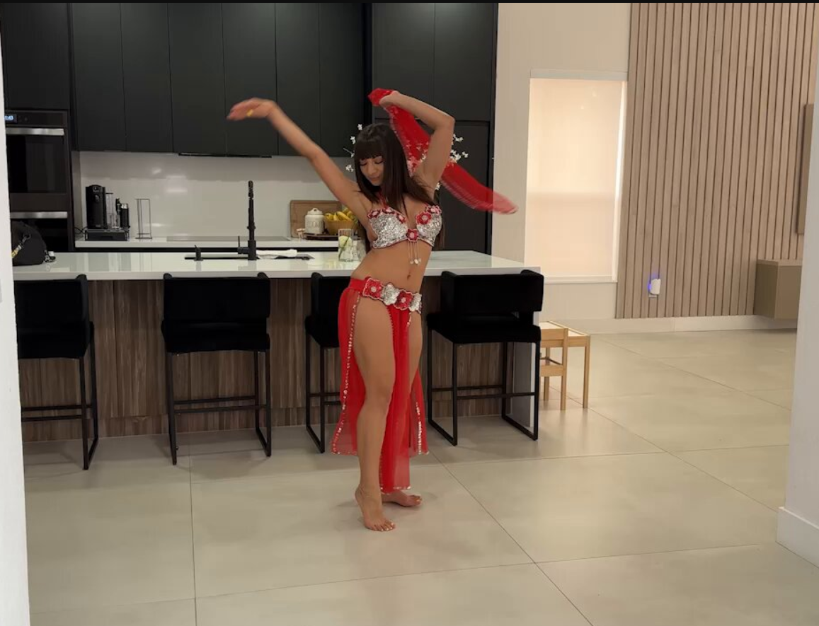 “ساخن” فيديو ساشا بيرل في ليلة الخميس +18 كامل بدون حذف