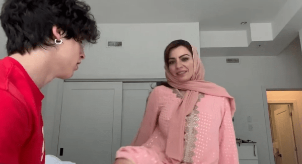 فيديو يوسف خليل مع الينا انجل العراقية بالحجاب +18  بدون حذف