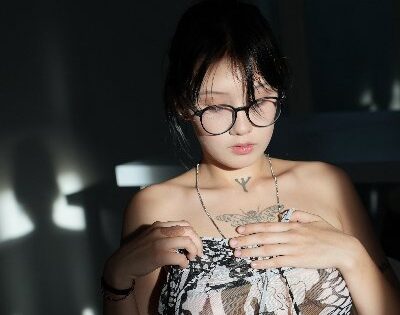 فيديو الوحش التونسي مع كيرا