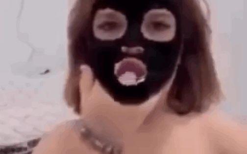 مقطع فروحه القزمة على تويتر