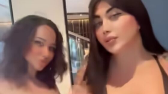 فيديو ريم المكاحيل مع حلا خليفة