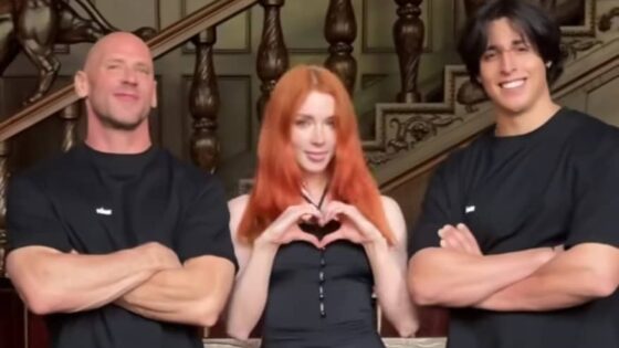 فيديو يوسف خليل مع جوني سينس