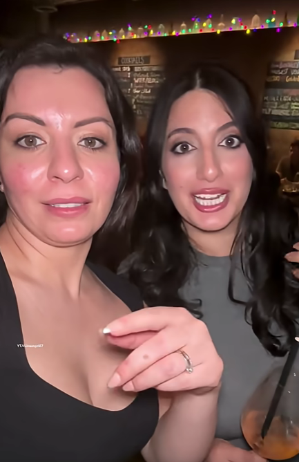 فيديو الينا انجل مع سارة اربك وشاب اجنبي +20 كامل بدون حذف