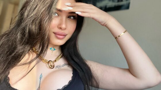 فيديو انطونيو سليمان مع ميرا النوري بالفستان الأزرق