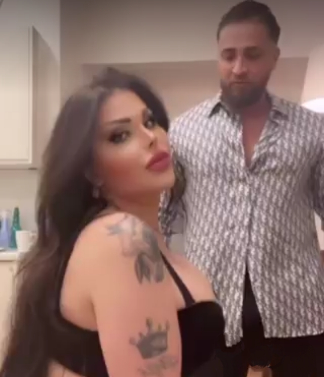 فيديو انطونيو سليمان مع ديفا لي لي +20 كامل بدون تغبيش