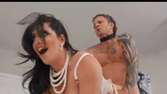 فيديو سارة العربية مع حبيب صديقتها