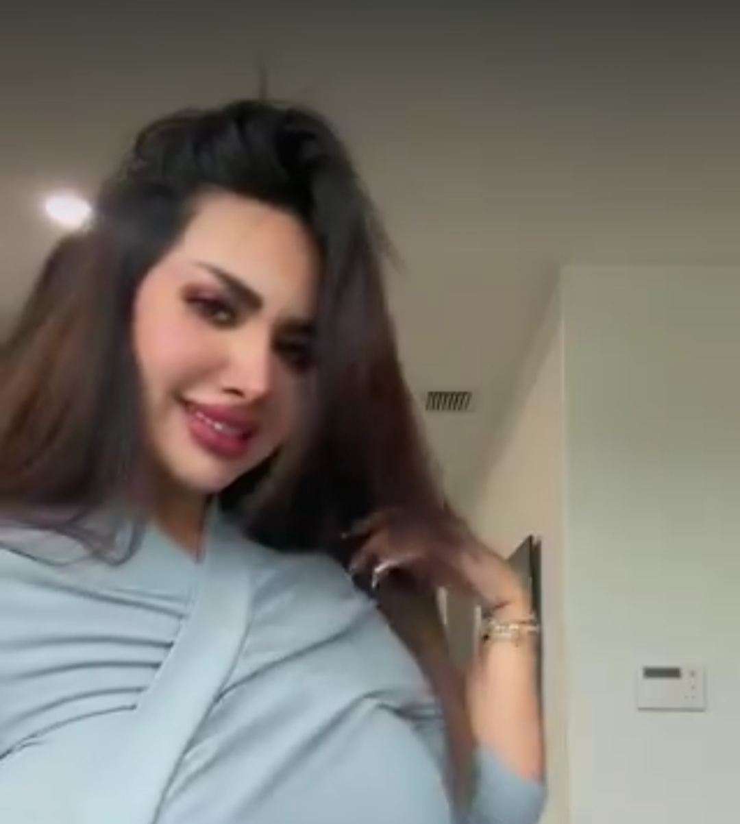 فيديو باربي نجد السعودية مع ابن زوجها +18 كامل بدون تغبيش
